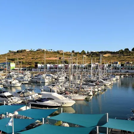 Marina Pearl View Апартаменты *